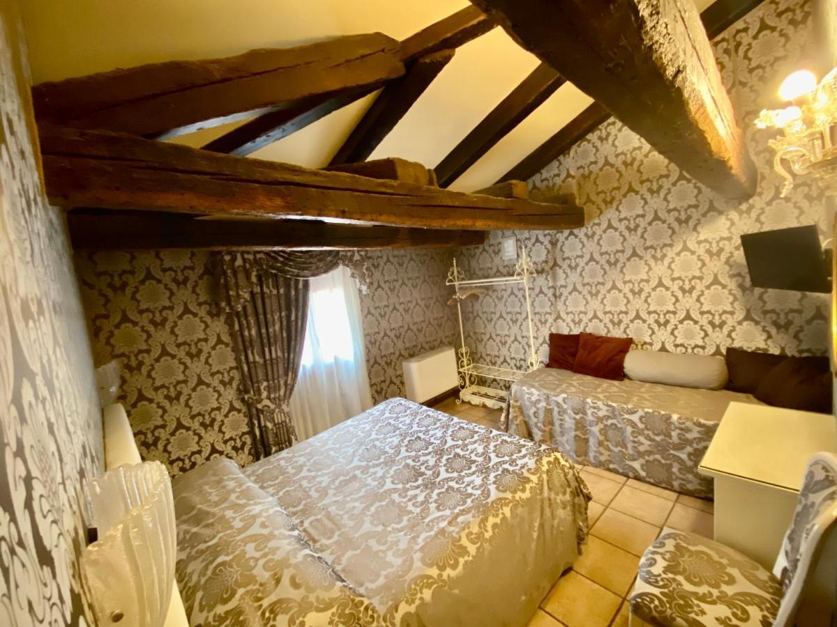 Hotel Bridge